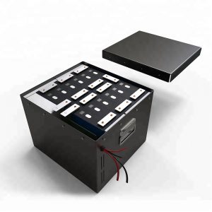 Baterie prismatică LiFePO4 48V 100AH pentru depozitarea energiei solare cu barca de golf